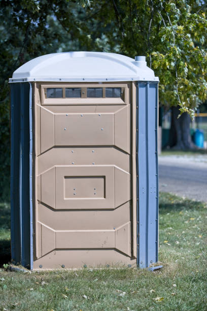 Portable bathroom rental in Alton, TX